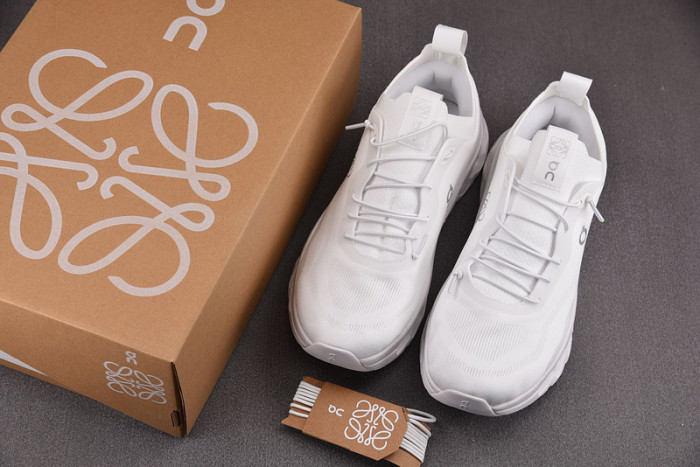 L0EWE SNEAKERS T0425-081