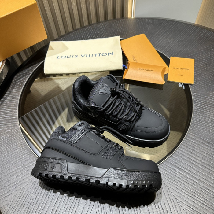 1V SNEAKERS 1V0425-153