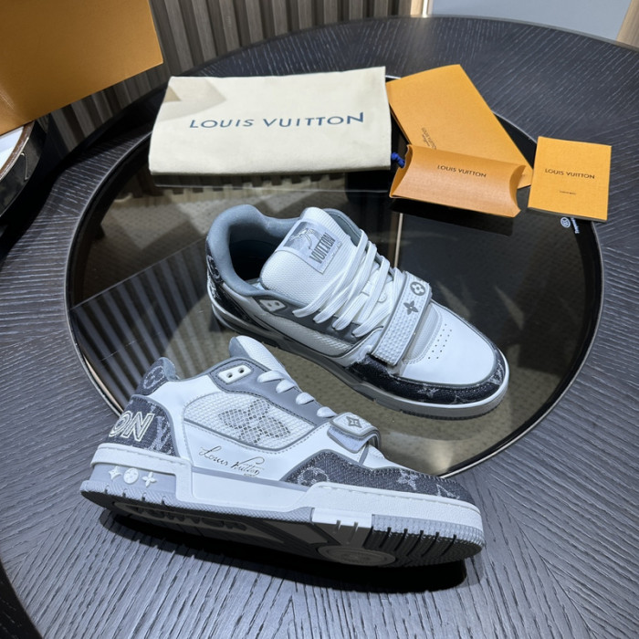 1V SNEAKERS 1V0425-156