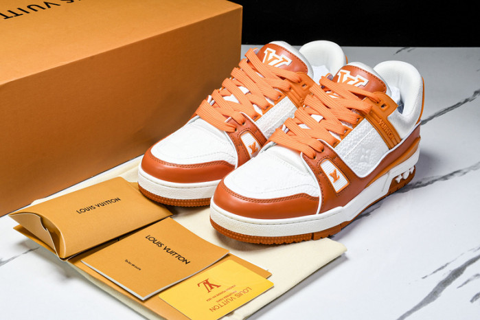 1V SNEAKERS 1V0425-184