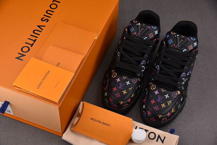 1V SNEAKERS 1V0425-285