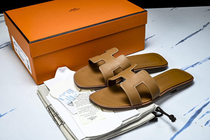He*mes Slide CU526-2187