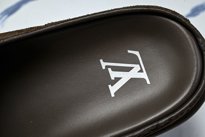 1*V SLIPPERS 11V0107-094