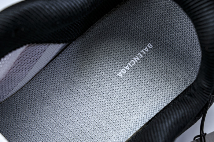 BLCG SNEAKER TRIPLE.S SNEAKERS WTRS2116