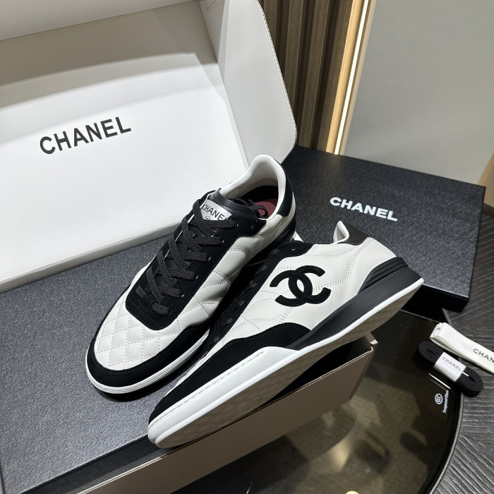 D10R Sneaker D897-239