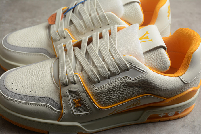 1V SNEAKERS 1V0425-003