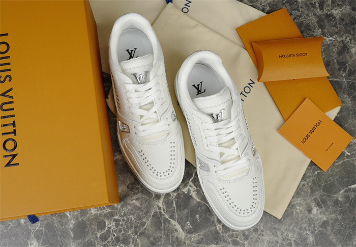 1V SNEAKERS 1V0425-094