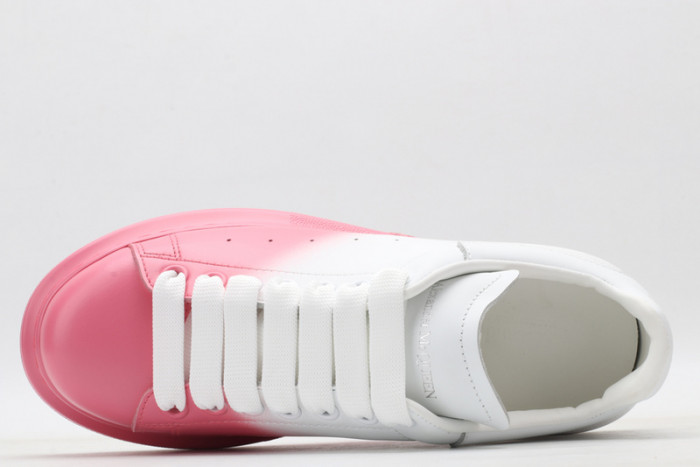 A1exa*der Mcqv*en SNEAKERS