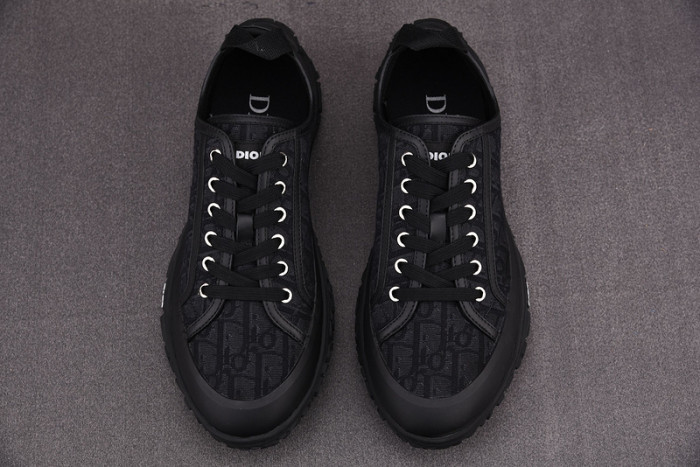 d10r b28 sneakers low top