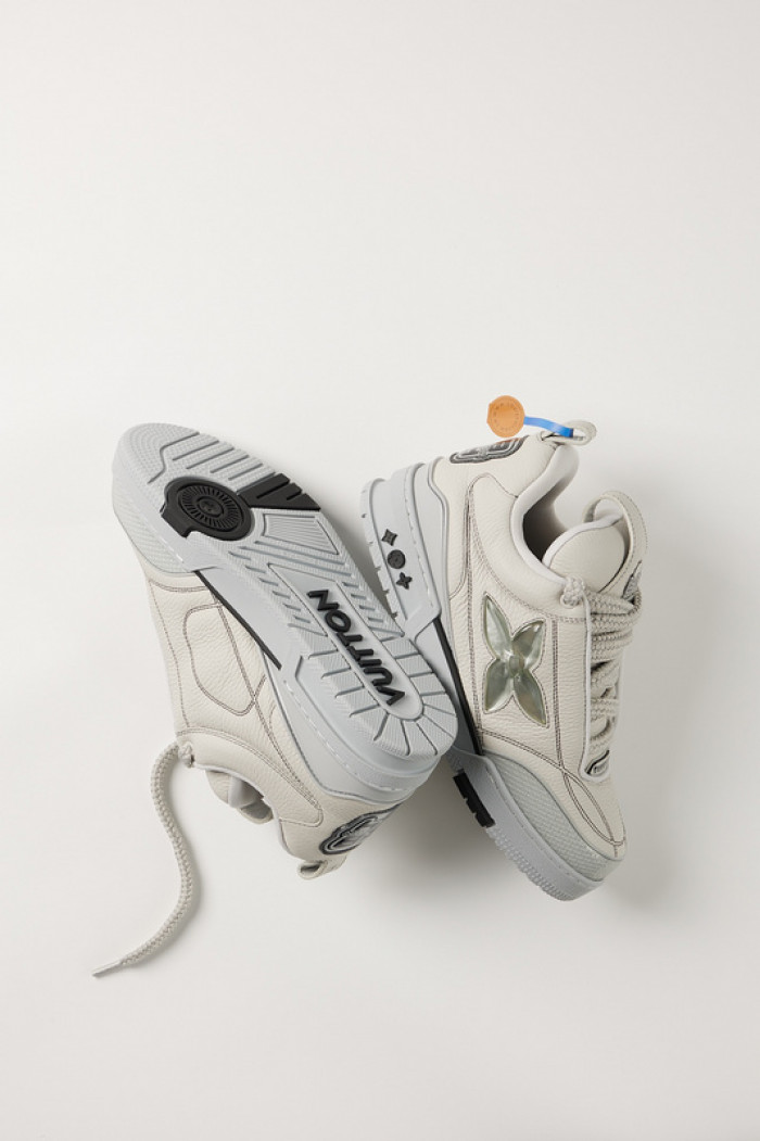 1v sneakers 1v0425-010