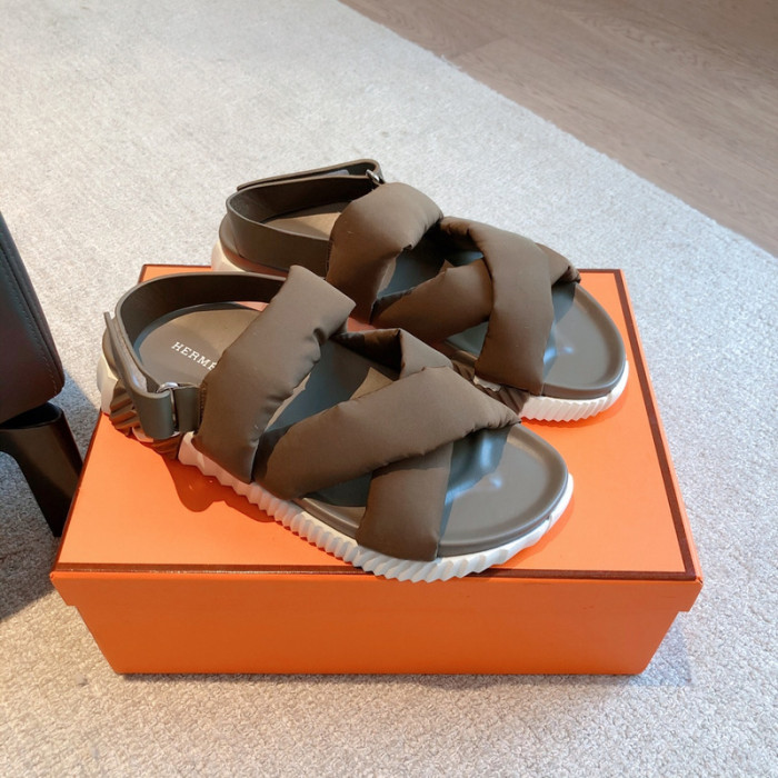 he*mes slide cu526-2065