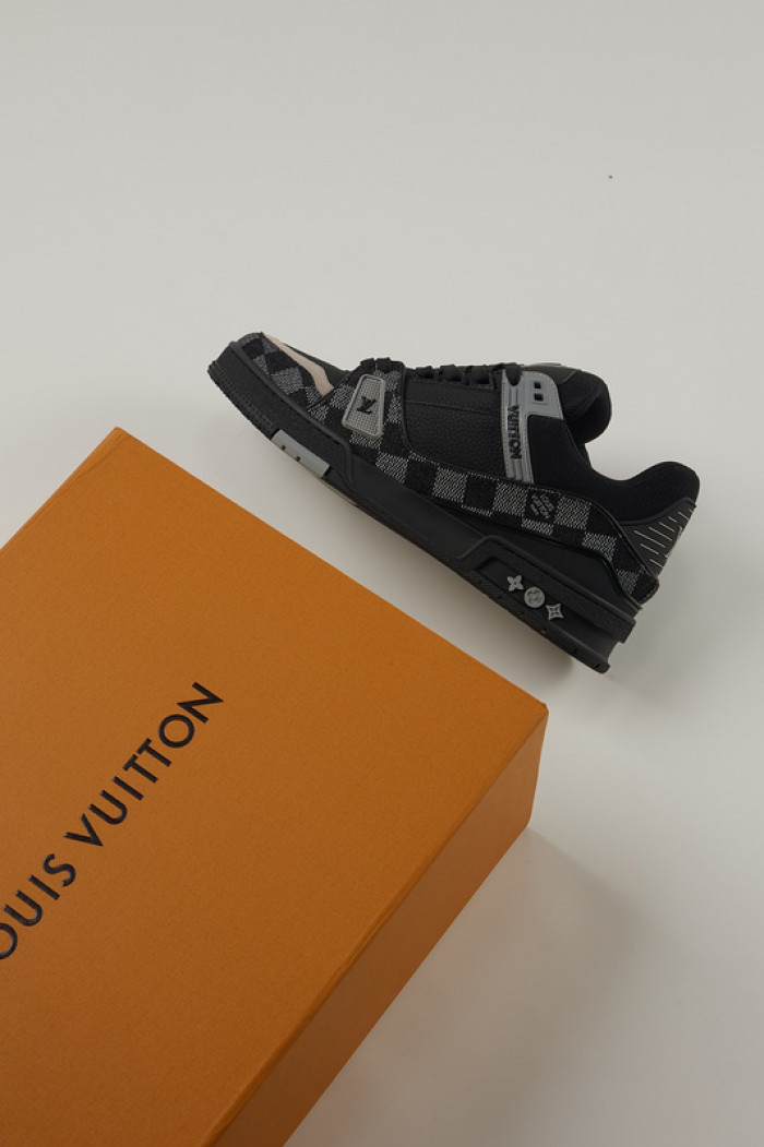 1V SNEAKERS 1V0425-047