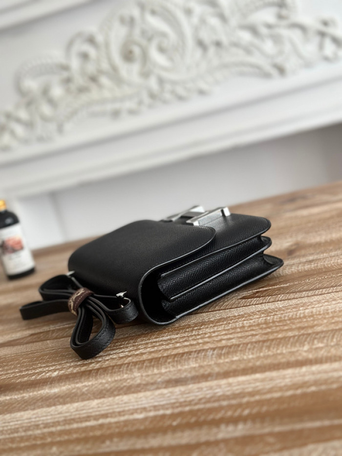 Her*mes bag B0113-209