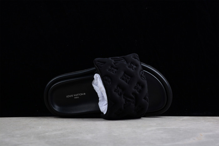 1*V SLIPPERS 11V0107-063