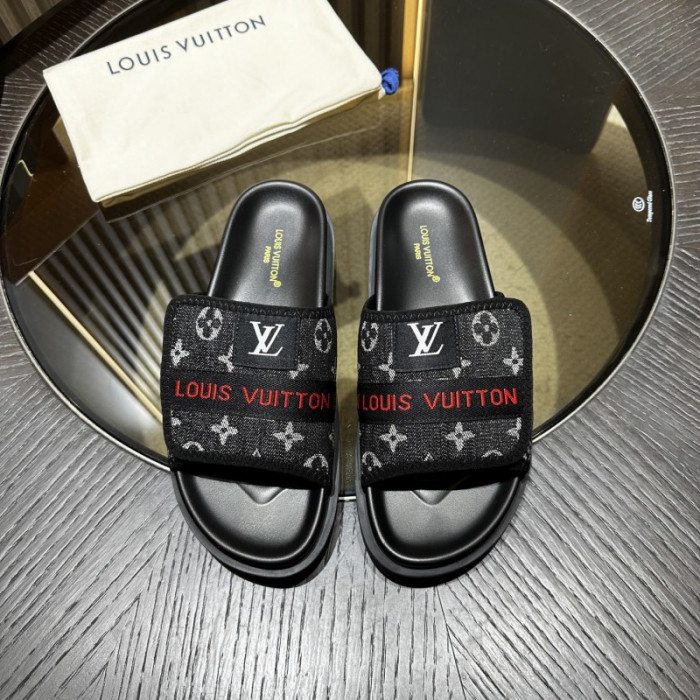 1*V SLIPPERS 11V0107-077