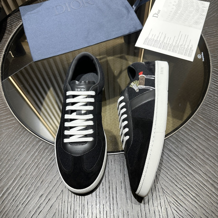 D10R SHOES B01 D896-195