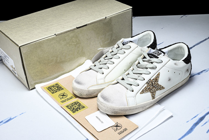 G01den G003e SNEAKERS GGS00051