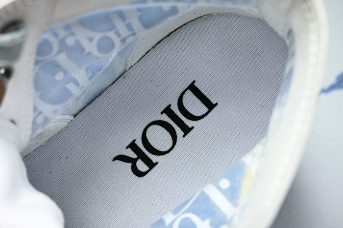 D10R B23 Sneakers DR1256-5608