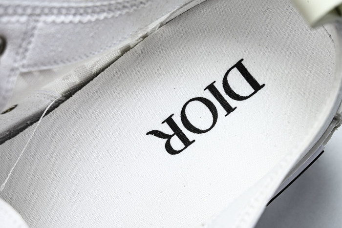 D10R B23 Sneakers DR1256-5613