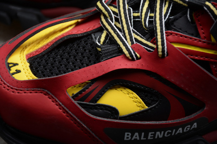 blcg track ecba8002832