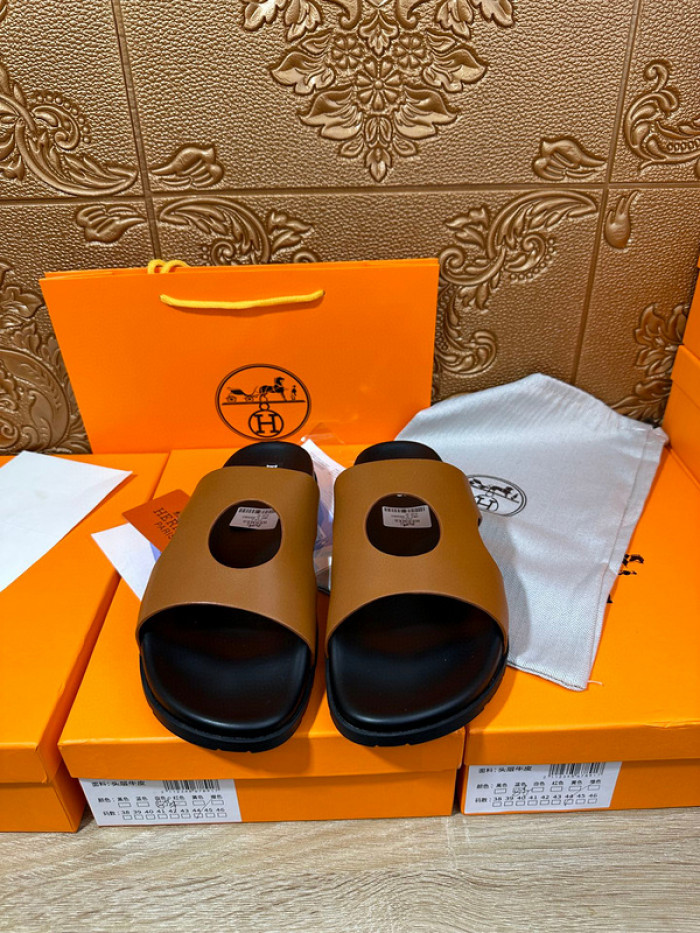 He*mes Slide CU526-2101