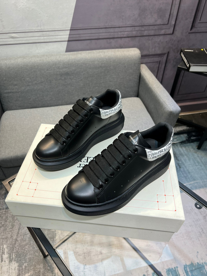 A1EXANDER M*QUEEN SNEAKERS WHGP7-94