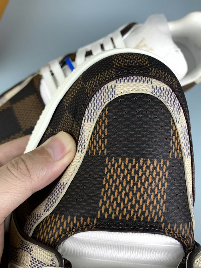 1V SNEAKERS 1V0425-229