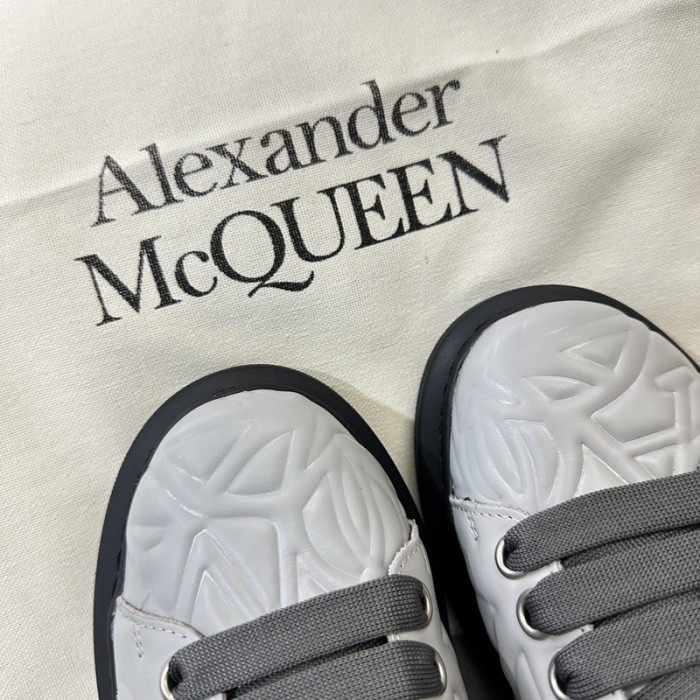 A1EXANDER M*QUEEN SNEAKERS WHGP7-174
