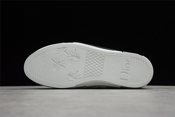 D10R B23 Sneakers Low Top