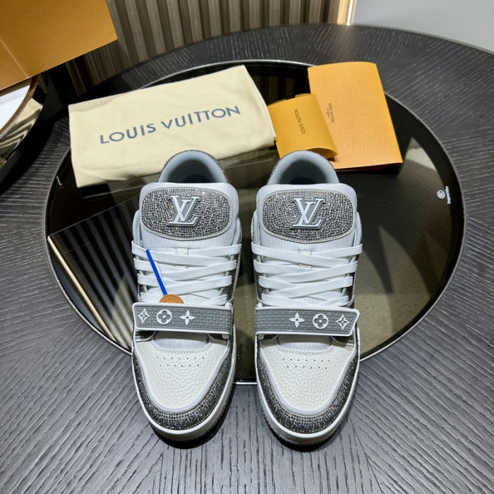 1V SNEAKERS 1V0425-143
