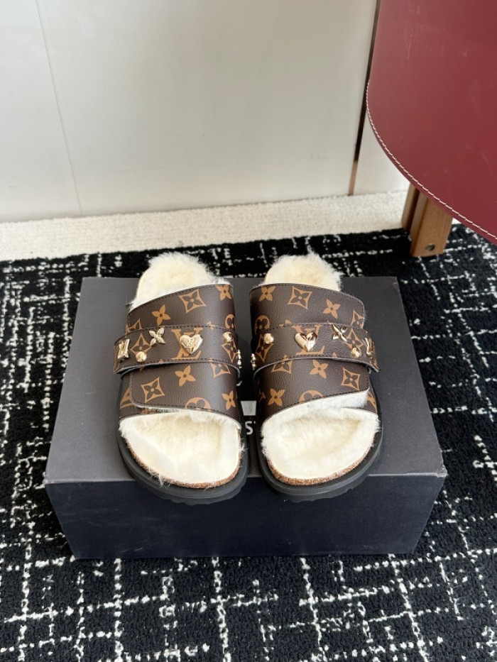 1*V SLIPPERS 11V0107-084