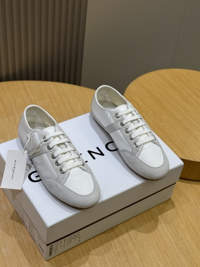 GIVEN-CHY SNEAKERS GIVEN020