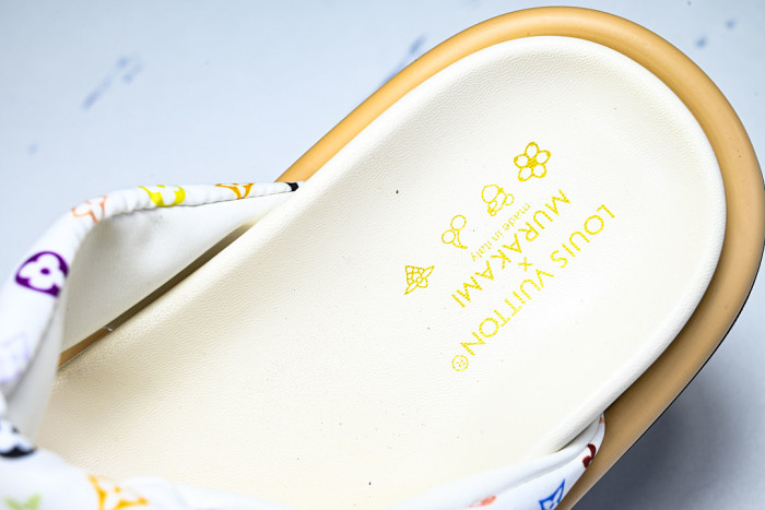 1*V SLIPPERS 11V0107-099