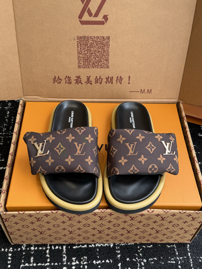 1*V SLIPPERS 11V0107-154