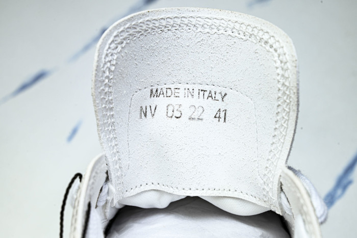 D10R B23 Sneakers DR1256-5613