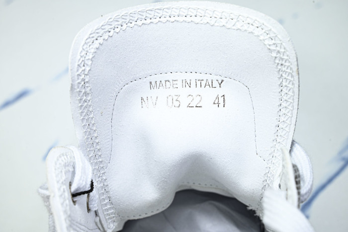 D10R B23 Sneakers DR1256-5618