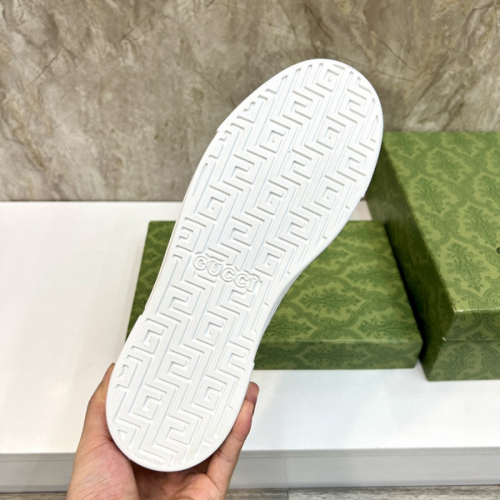 G*u*i low-top sneaker gu0613-018