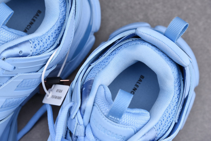 blcg track trainer light blue 542023 w2la1 4800