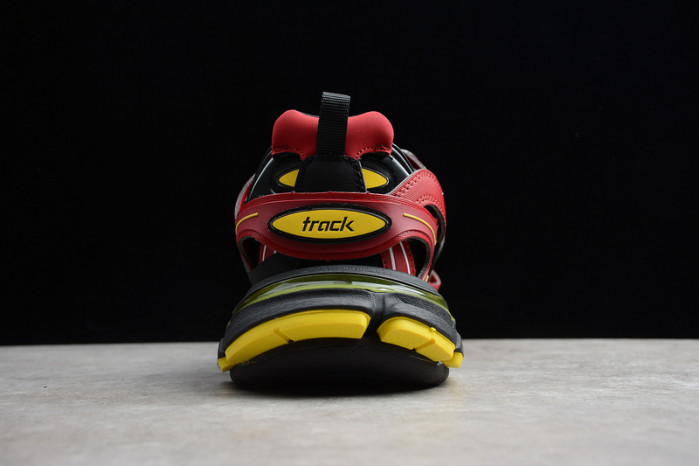 blcg track ecba8002832