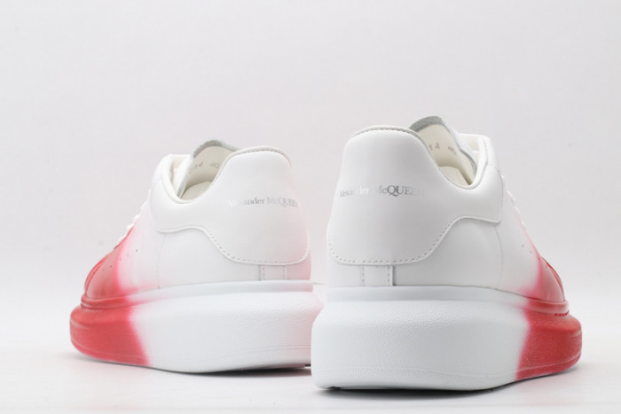 A1exa*der Mcqv*en SNEAKERS