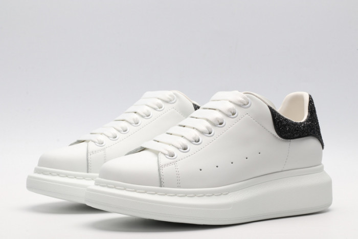 A1exa*der Mcqv*en SNEAKERS MC5563-048