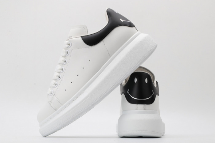 A1exa*der Mcqv*en SNEAKERS MC5563-055