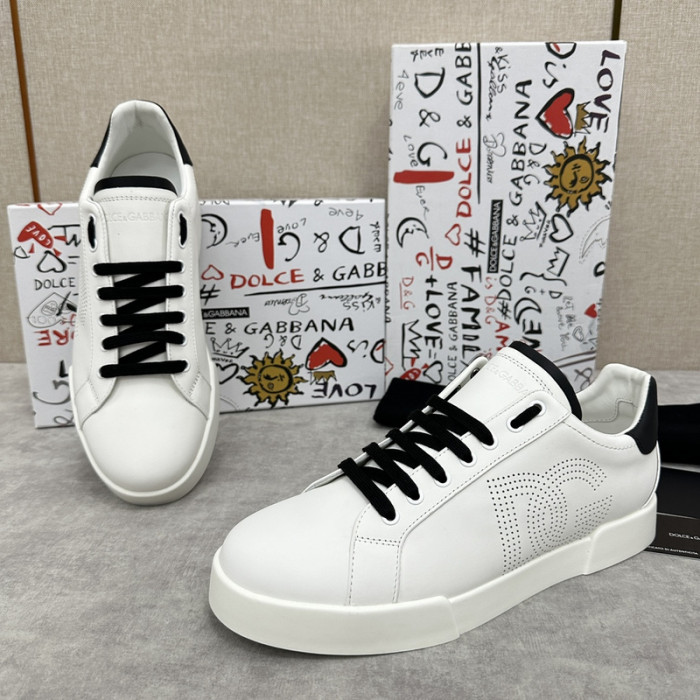 D.G. Sneakers DG210-220