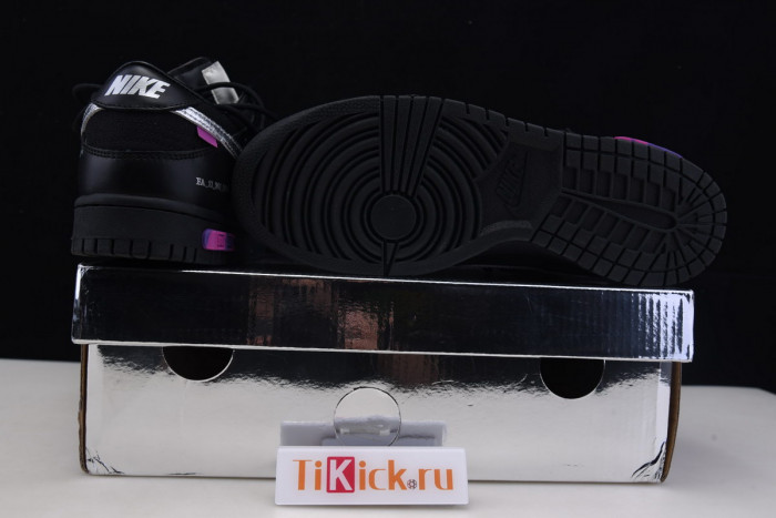 OFW x Futura x Nike Dunk Low DM1602-001