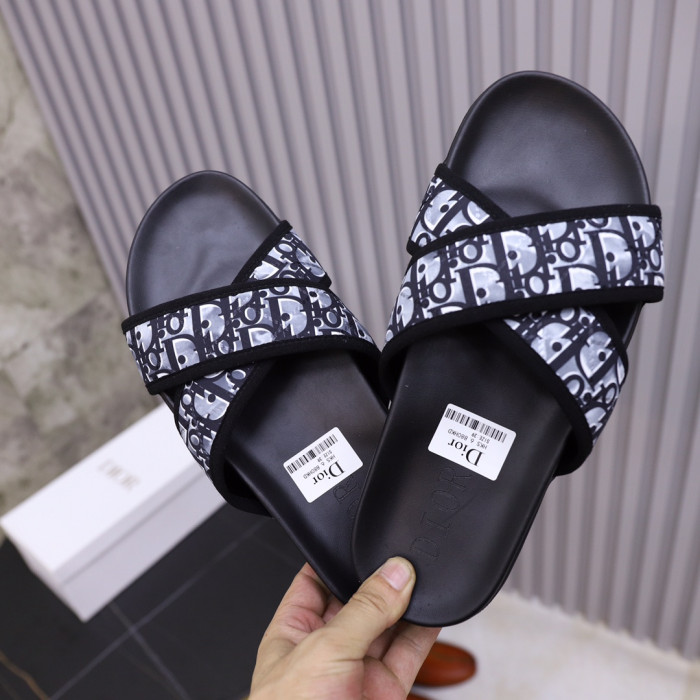 DIOR SLIPPERS