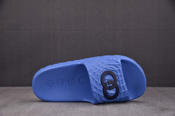 Gv*c SLIPPERS GU568-128