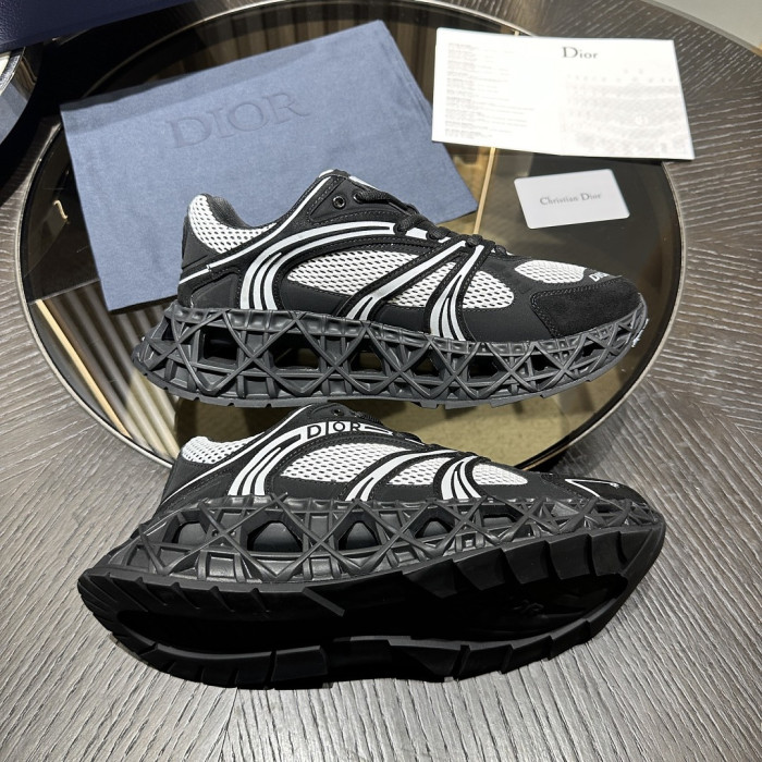 D10R SHOES B35 B35-008