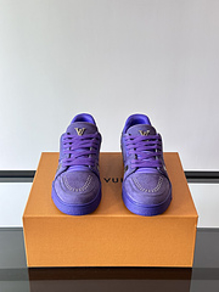 1V SNEAKERS 1V0425-211