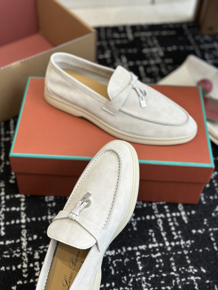 L0r0 P1ana Loafer