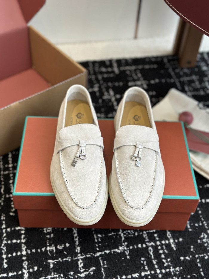 L0r0 P1ana Loafer